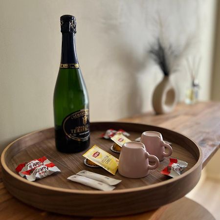 Harmony Room Suite Avec Balneo アンジェ エクステリア 写真